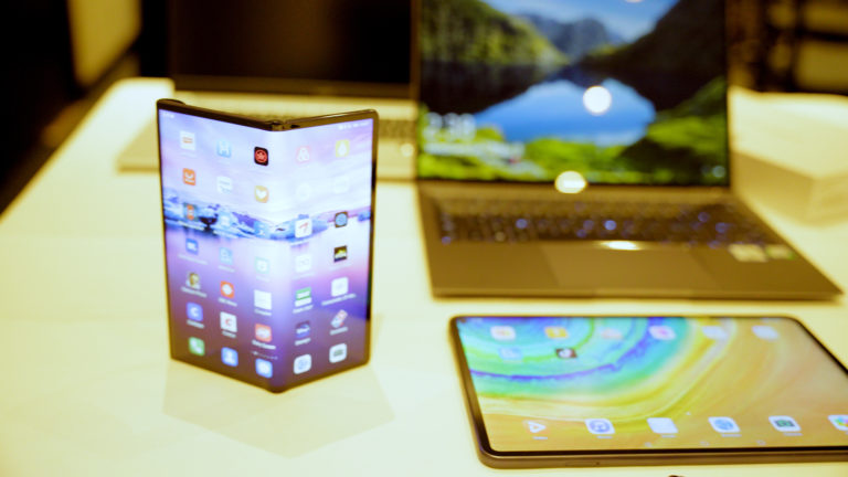 2020 Huawei MWC Product Round Up - YT.00_05_46_01.Still003